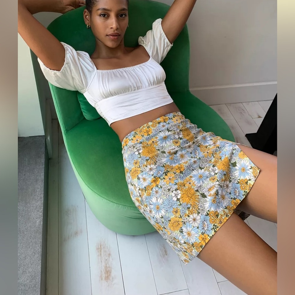 UO Darren Linen Mini Flower Skirt